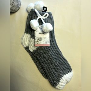 Anti-slip Sweater Socks - gray and white with decorative puff balls